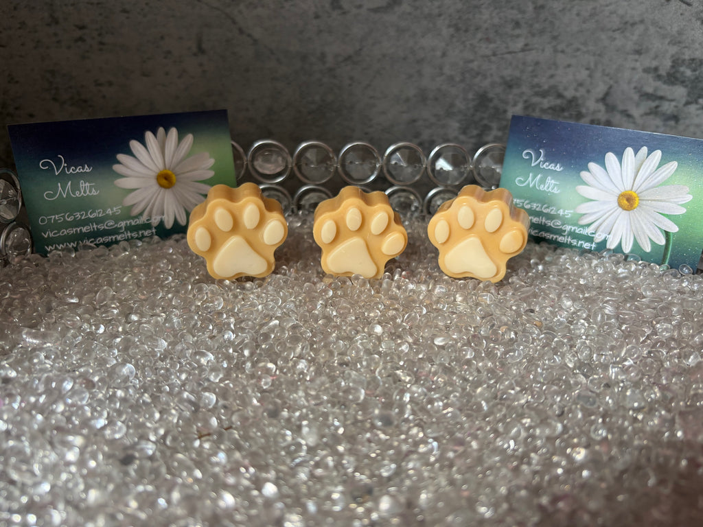 Paws Soy Wax Melts Laundry Scents.