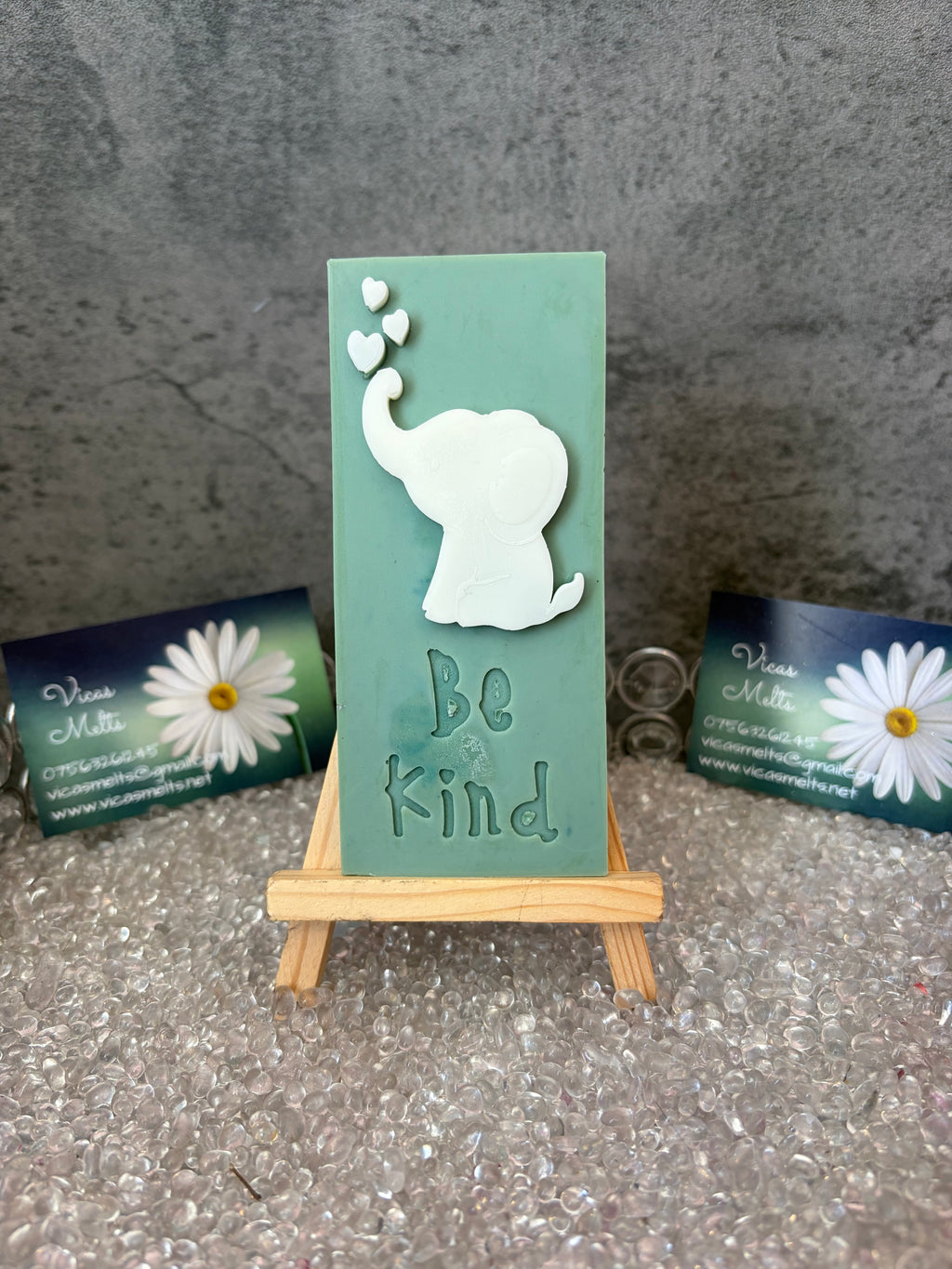 Soy Wax Be Kind Snap Bars, Laundry Scents.